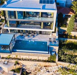 Luxury 7 Bedroom Dubrovnik Beachfront Villa with Infinity Pool, Sleeps 14